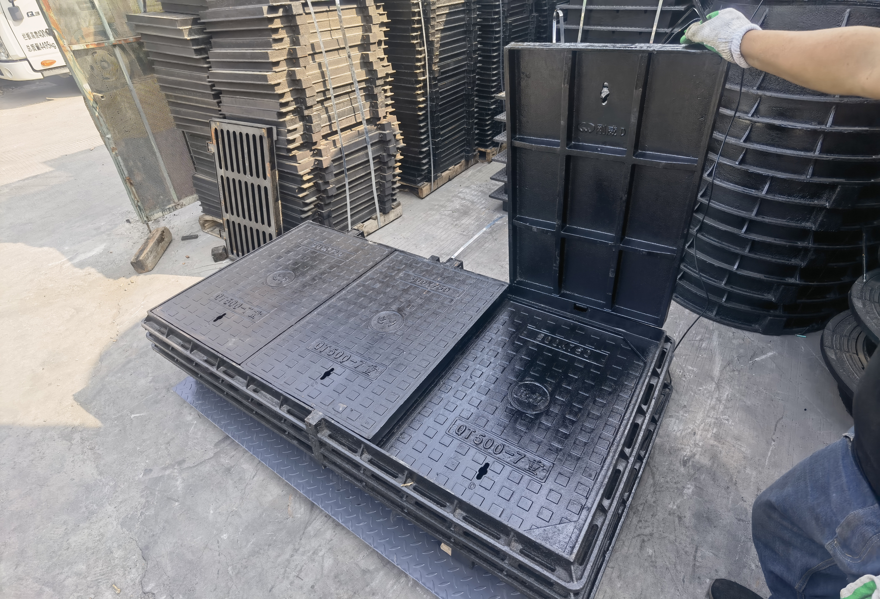 Ductile Iron Cover Gallery