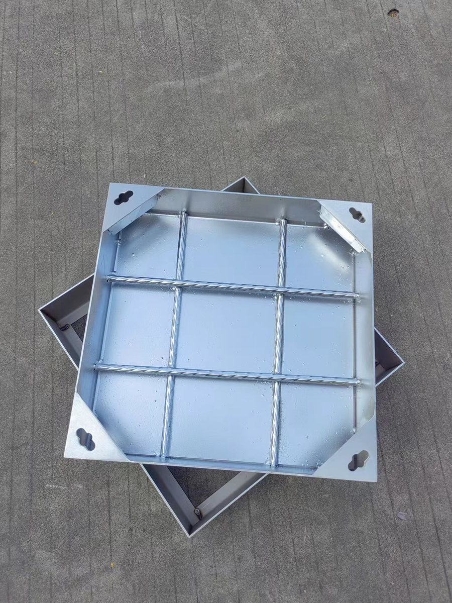 Manhole cover product display